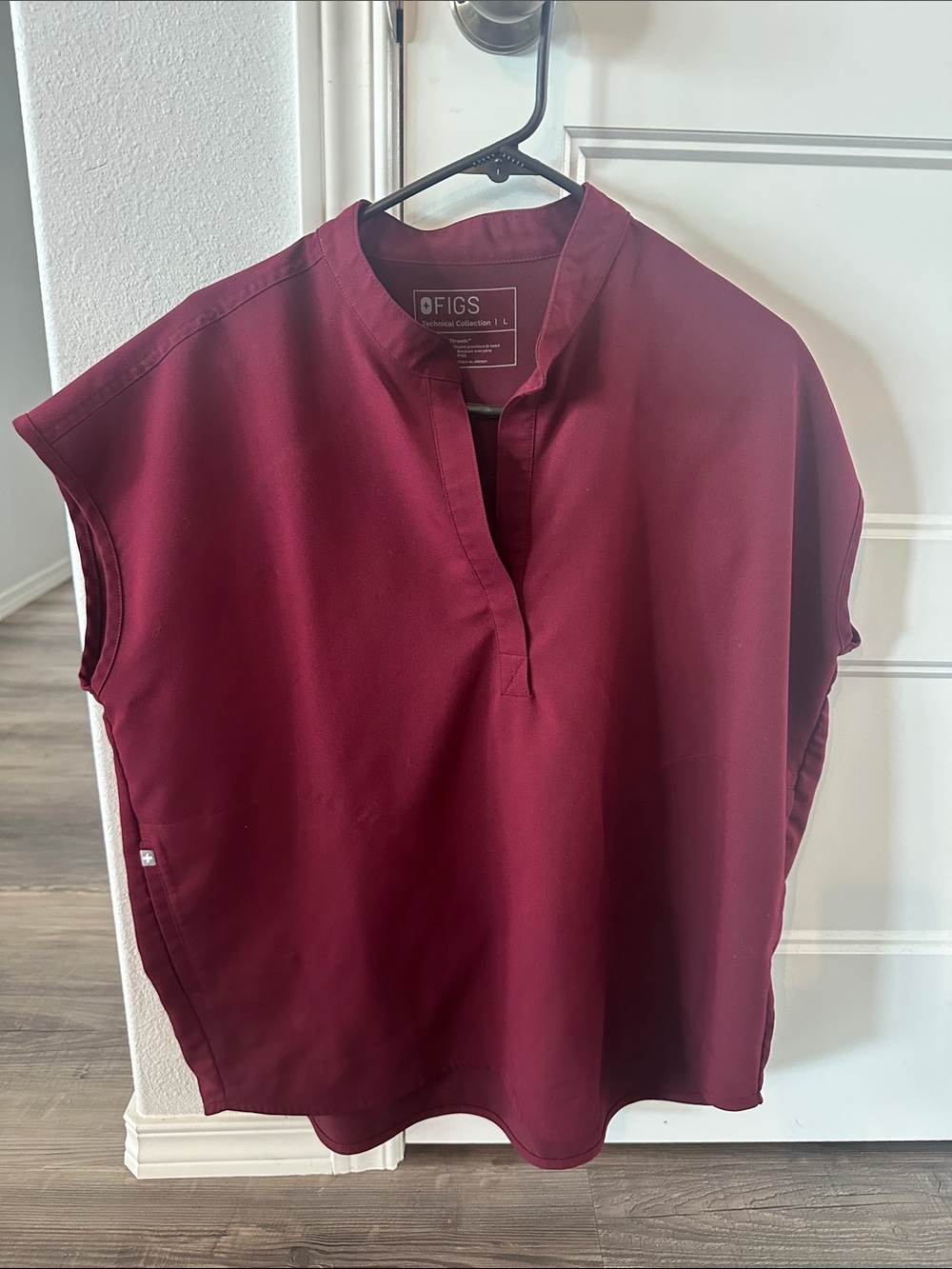 Figs Women's Burgundy Split-Neck Top